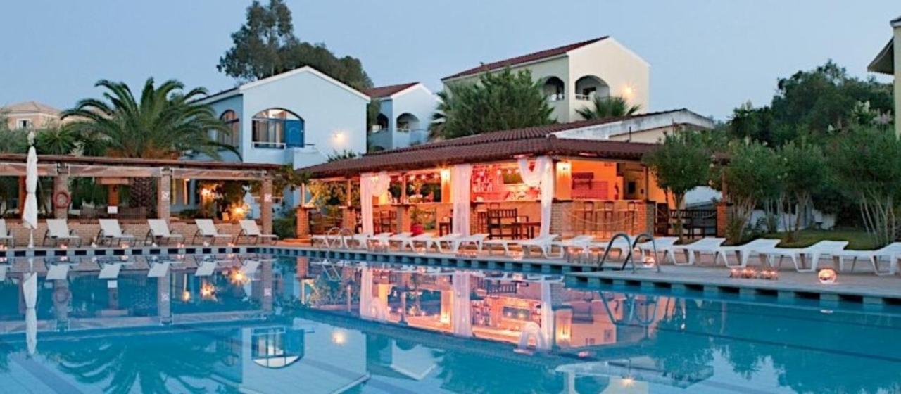 Govino Bay Luxury Beach Loft Apartment Danilia Exterior foto