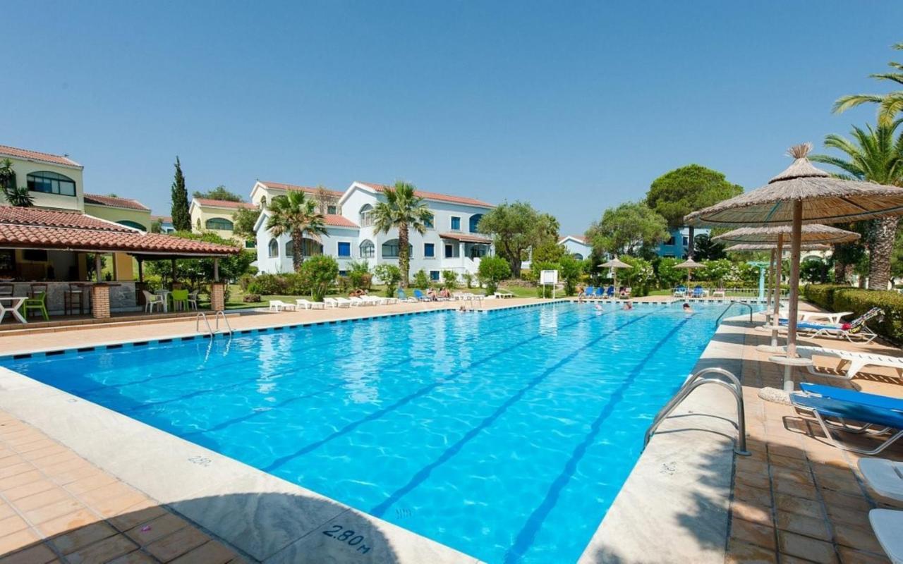 Govino Bay Luxury Beach Loft Apartment Danilia Exterior foto