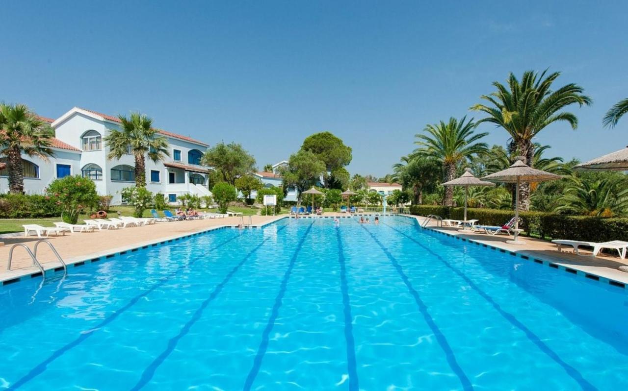 Govino Bay Luxury Beach Loft Apartment Danilia Exterior foto